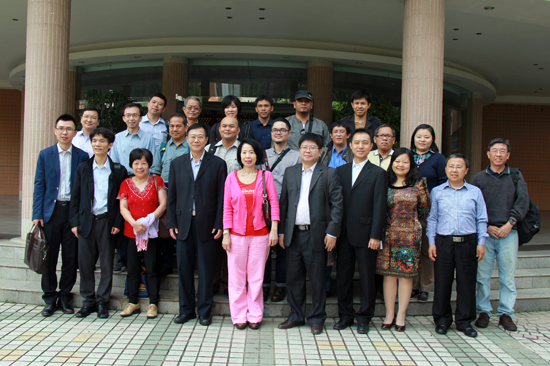 All the members took a photo to mark this occasion All the members took a photo to mark this occasion